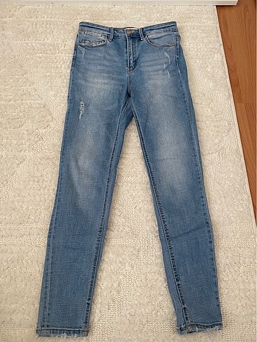 Stradivarius marka jean