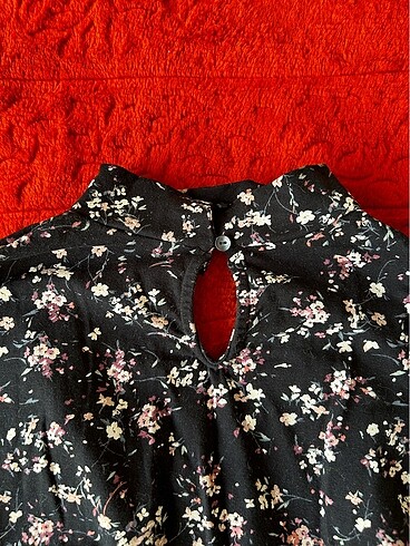 V yaka bluz - Görsel 3