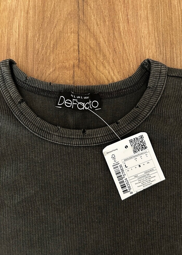 Defacto fitted bisiklet yaka kısa kollu yıkamalı soluk efektli t - Görsel 2