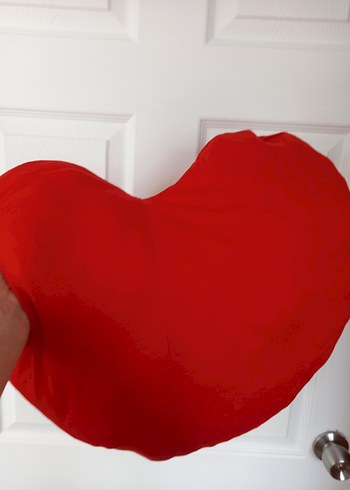 Kırmızı Kalp Şeklinde Yastık - Görsel 9