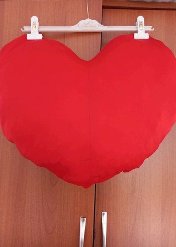 Kırmızı Kalp Şeklinde Yastık - Görsel 2