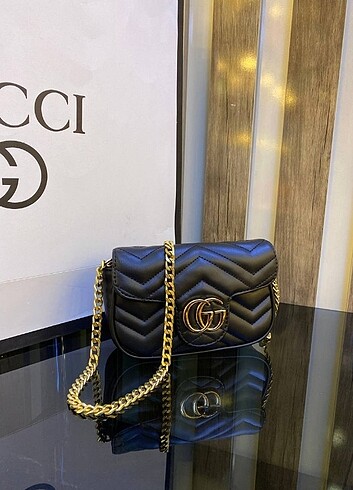 Guccii moment askılı kadın çantası 