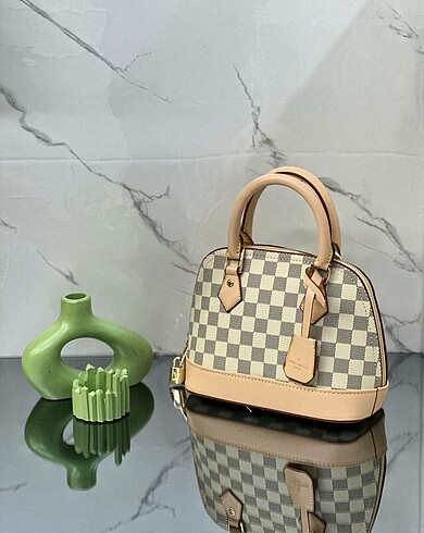  Beden kahverengi Renk Louis Vuitton