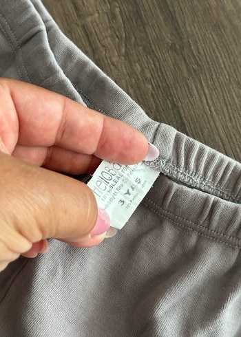 3 Yaş Beden gri Renk Bir adet tişört ve bir adet eşofman altı