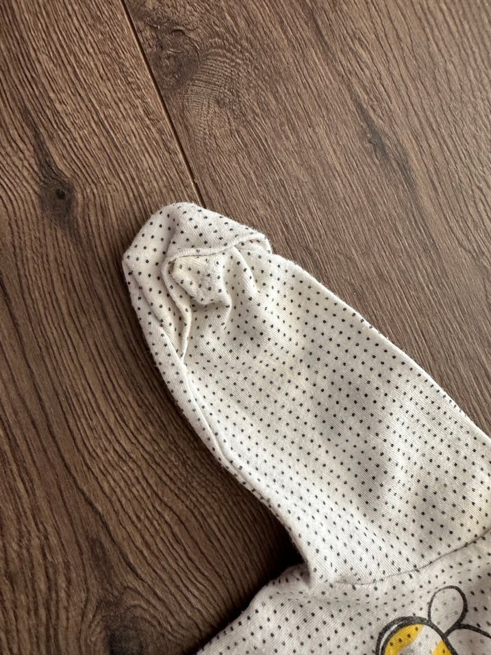 Uzun Kollu Bebek Body, Bal Arısı Desenli - Görsel 2