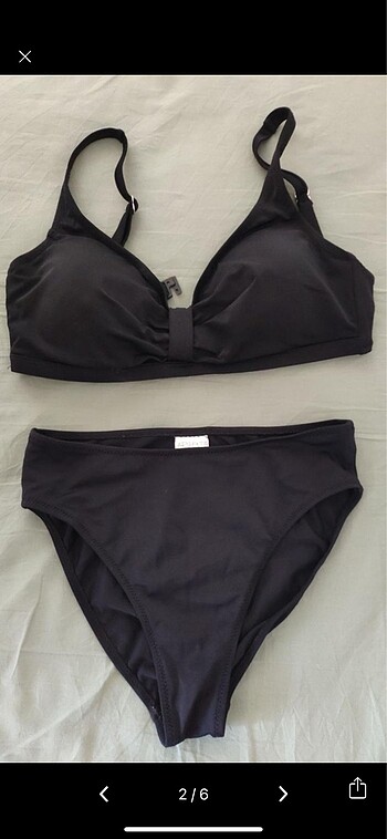Diğer Dagi bikini