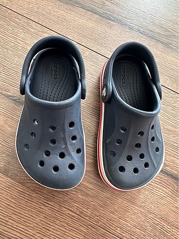 Crocs terlik