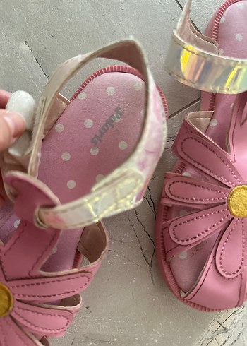 Kız Çocuk Pembe Çiçekli Tokalı Terlik - Görsel 3