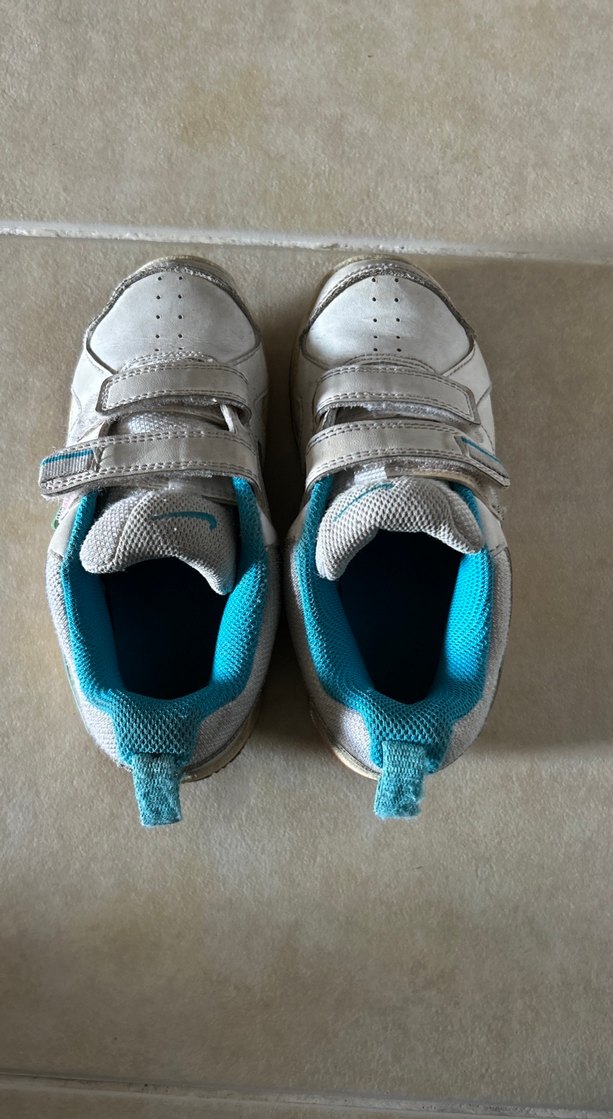 Kız Çocuk Beyaz Cırt Cırtlı Spor Ayakkabı - Görsel 3