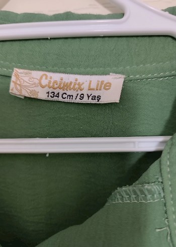 Yeşil Düğmeli Elbise çocuk - Görsel 2