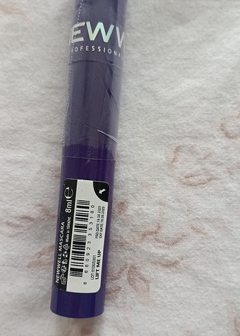 newwell siyah maskara - Görsel 2