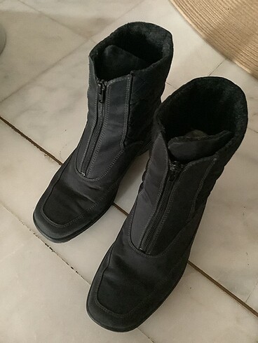 Kısa bot