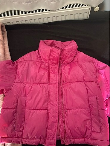 Stradivarius şişme mont