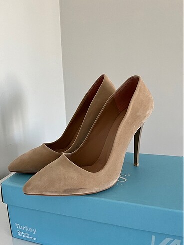 37 Beden Bambi Stiletto