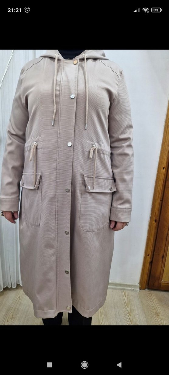 Bej Uzun Kadın Trençkot - Görsel 3