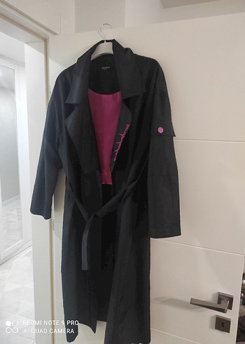 Uzun Siyah Kadın Kaban - Görsel 5