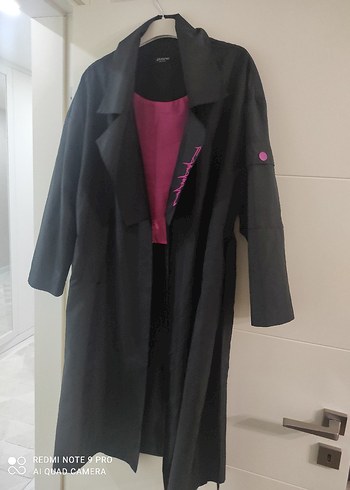 Uzun Siyah Kadın Kaban - Görsel 3