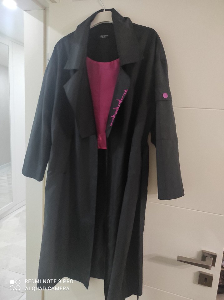 Uzun Siyah Kadın Kaban - Görsel 3