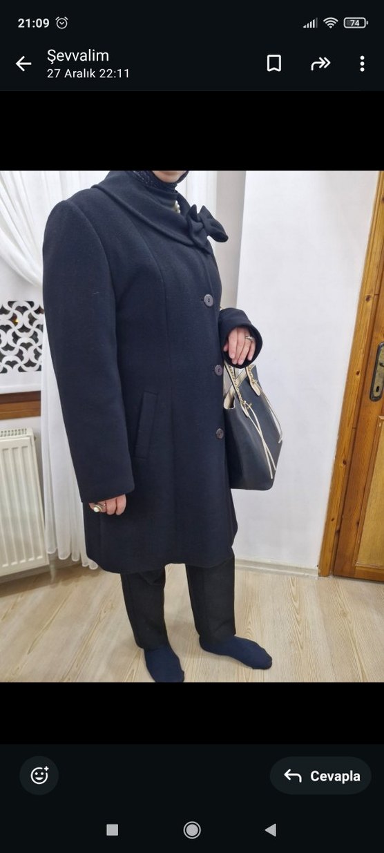 Düğmeli Siyah Kadın Kaban - Görsel 3