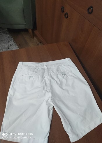 Beyaz Midi Kadın Şort - Görsel 6