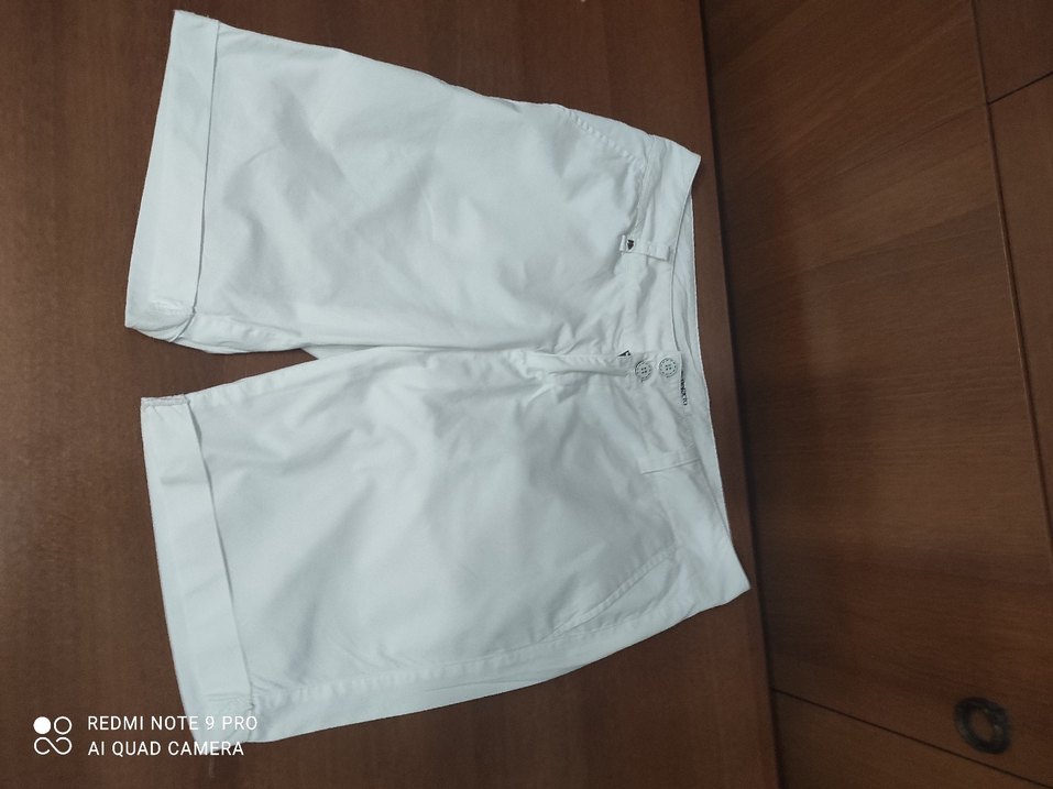 Beyaz Midi Kadın Şort - Görsel 2