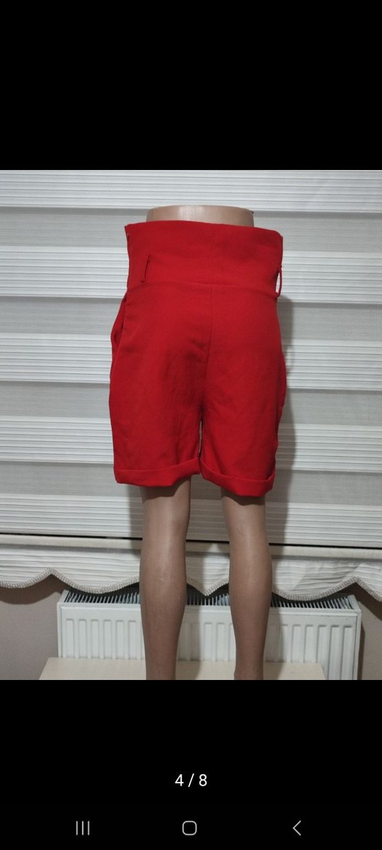 Kemerli Kırmızı Mini Bermuda Şort - Görsel 4