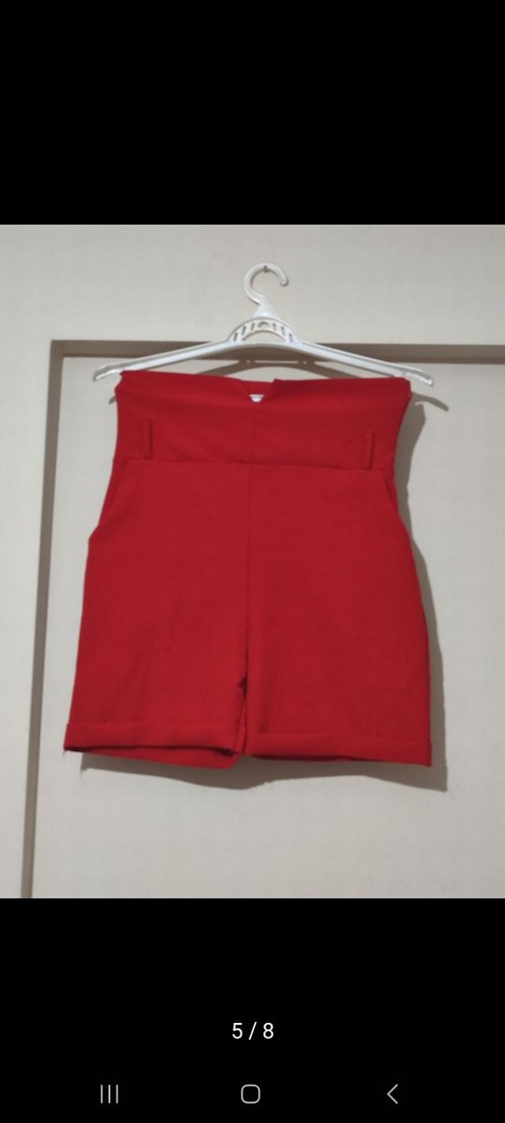 Kemerli Kırmızı Mini Bermuda Şort - Görsel 5