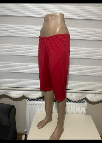 Kadın Kırmızı Mini Bermuda Şort - Görsel 3