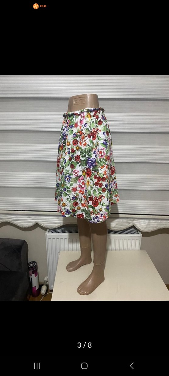 Çiçek Desenli Mini Etek - Görsel 3