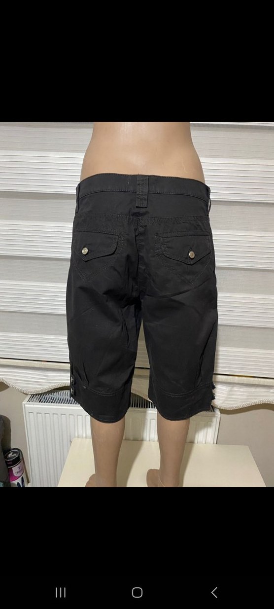Siyah Kemerli Kadın Bermuda Şort - Görsel 4