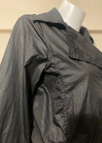 Düğmeli Siyah Midi Kadın Rüzgarlık - Görsel 5