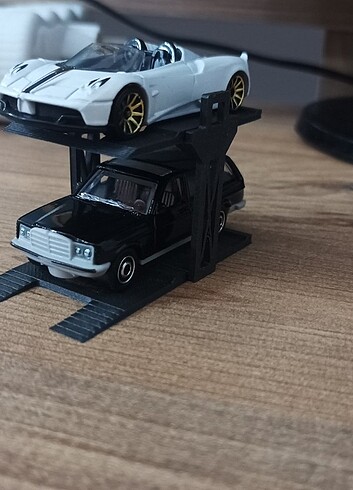 Hot wheels lift 