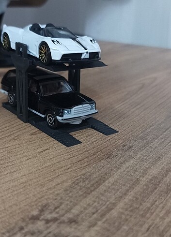  Hot wheels lift 