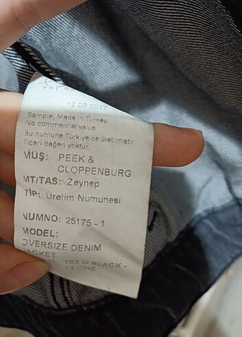 s Beden gri Renk Oversize püsküllü kot ceket