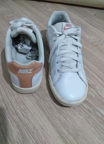 Nike nike 40 numara