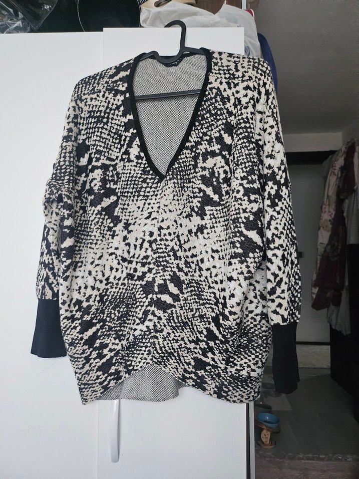 Yılan Desenli Çok Renkli Kazak - Görsel 2