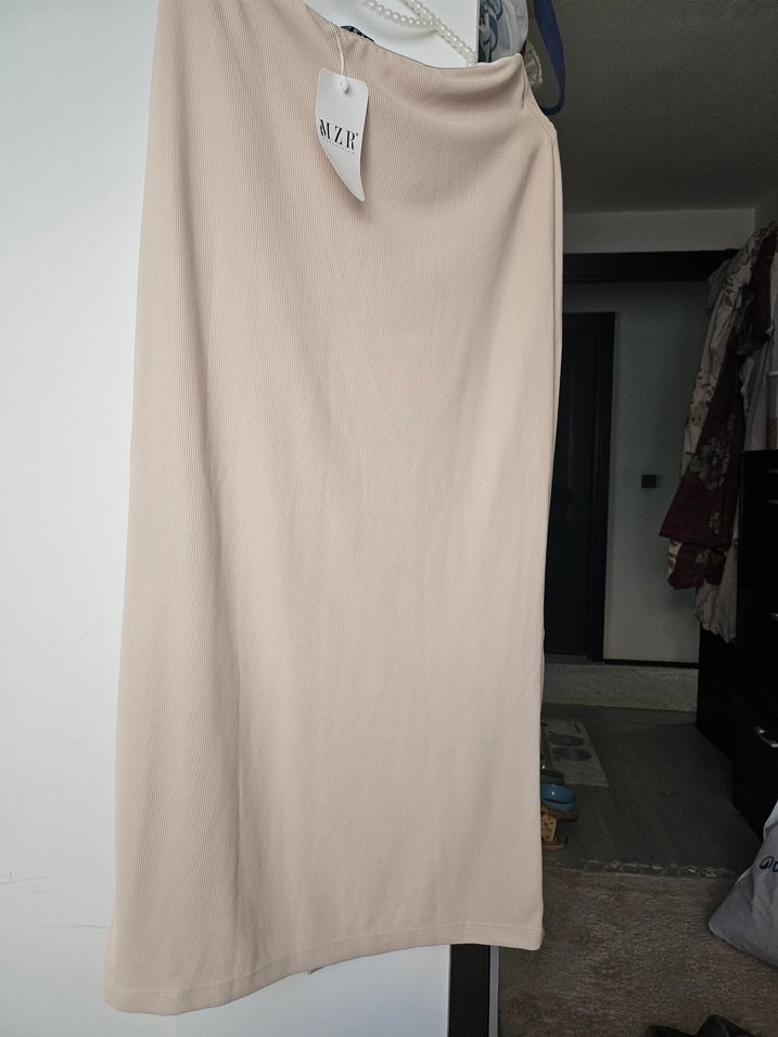 Bej yırtmaçlı Etiket - Görsel 2