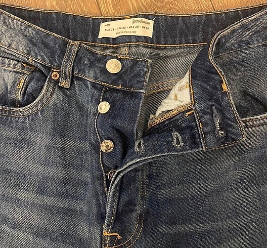 38 Beden Stradivarius mom jean