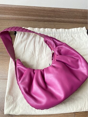 Beden Croissant Bag
