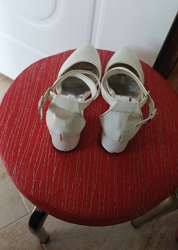 Beyaz Tokalı Stiletto çoçuk - Görsel 4