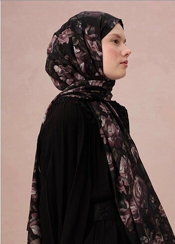 Fresh Scarfs marka şal.