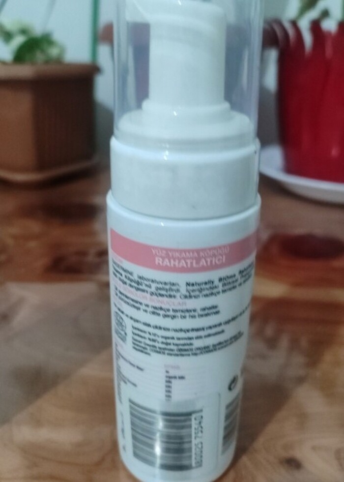 Diadermine Naturally Bio Me Rahatlatıcı Yüz Yıkama Köpüğü 150 ML - Görsel 2