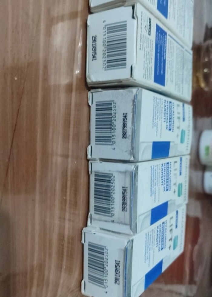 Diadermine Lift+ Serum Booster Hyaluron 15 ml
 
 - Görsel 4