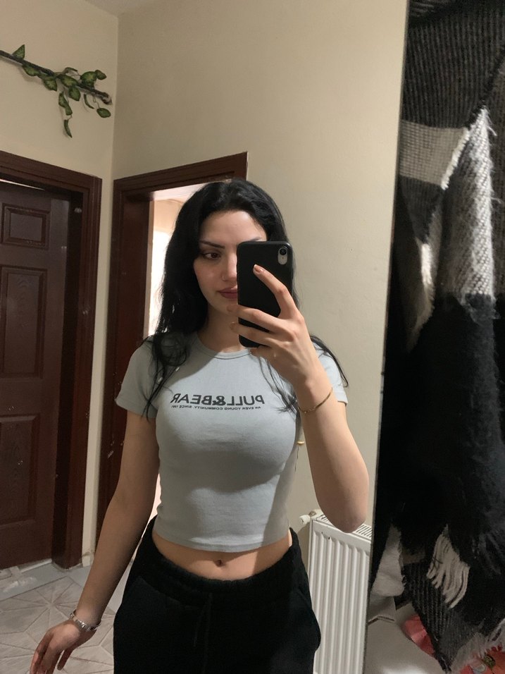 Gri Pamuklu Kısa Kollu Crop Top - Görsel 2