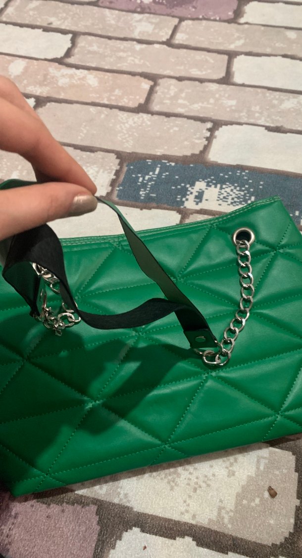 Zincir Detaylı Yeşil Deri Kadın Çanta - Görsel 3