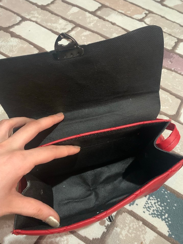 Kırmızı Deri Tokalı Kadın Omuz Çantası - Görsel 3