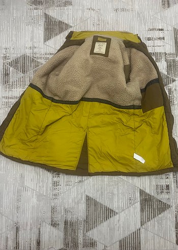 Bej Düğmeli Erkek Çocuk Kaban - Görsel 2