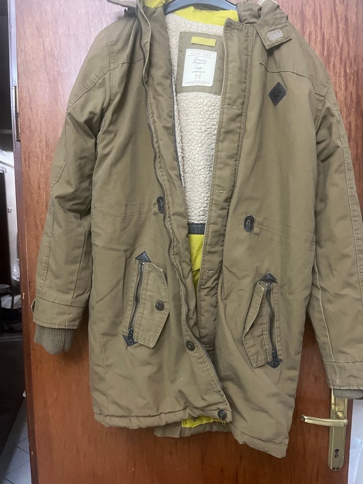 Bej Düğmeli Erkek Çocuk Kaban - Görsel 4