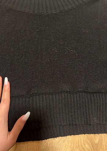 Siyah Boğazlı Örgü Kadın Kazak - Görsel 3