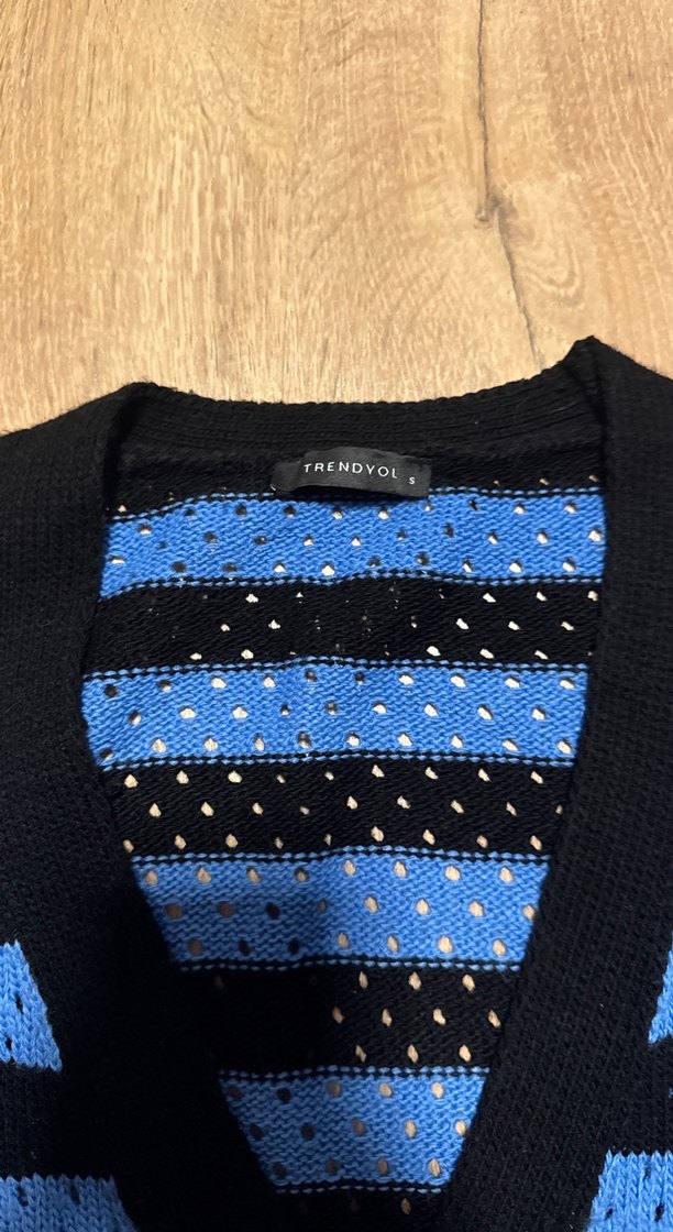 Mavi Siyah Çizgili Triko Hırka - Görsel 2